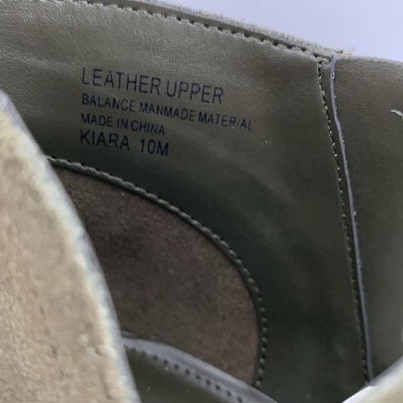 Violet & Red Kiara ankle booties boots olive green suede heel perforated new 10 - Picture 7 of 7